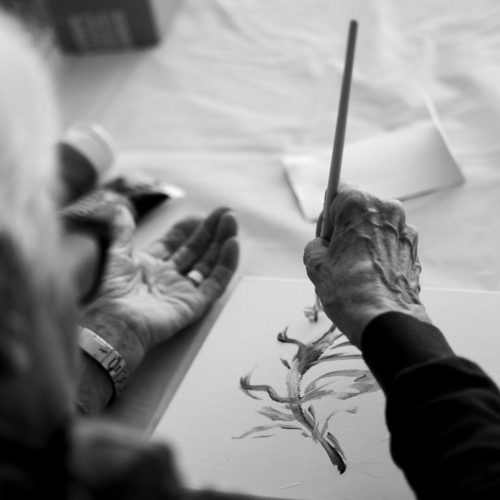 Art-thérapie en ehpad à Nantes autour de la fin de vie, des pathologies, de la vieillesse et des personnes âgées